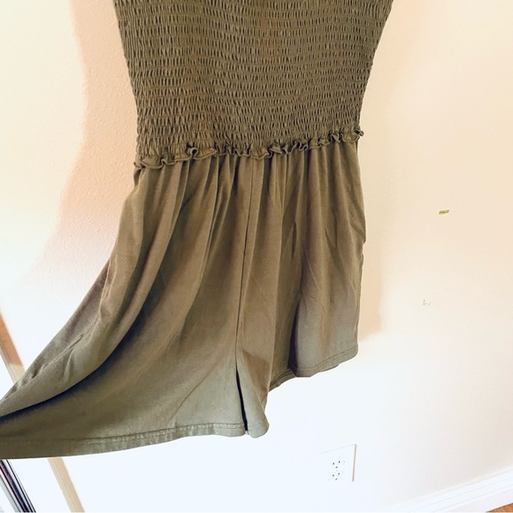 Women's Khaki Romper – Size M – True to Size - Picture 4 of 6